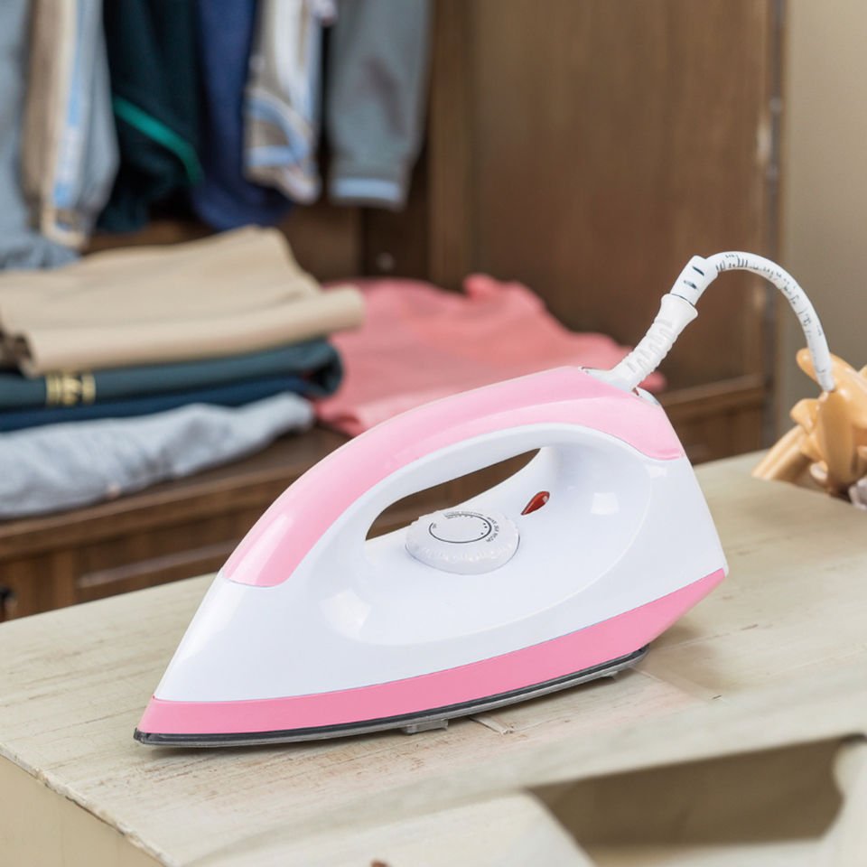 Twomax - Dry Iron